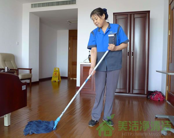 深圳福田公寓清洁服务案例 深圳福田清洁服